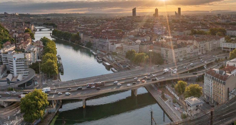 Achat / Vente appartement neuf Lyon 05 réhabilitation face aux quais et à Perrache (69005) - Réf. 13737